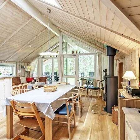 Ellica - 50km From The Sea By Interhome Vakantiehuis *