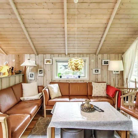 Ellica - 50km From The Sea By Interhome Give